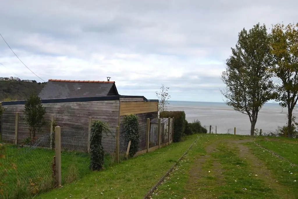 Chalet En Bois Unique Sejour Inoubliable Face A La Mer Plerin 0*,  France